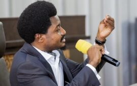 Kinshasa : Didier Tenge Litho et Constant Mutamba unissent leurs forces pour stopper la consommation excessive de l’Alcool