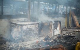 La Première Ministre au chevet des victimes de l&rsquo;incendie au marché de la Liberté