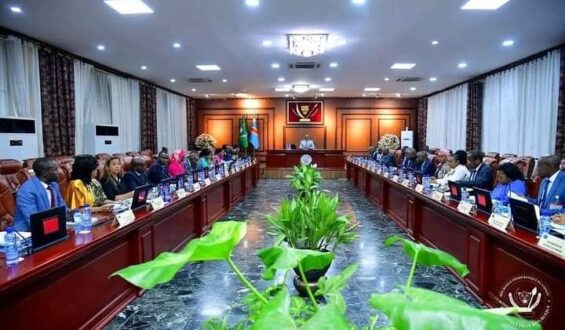 LE CHEF DE L’ÉTAT A RÉUNI LE CONSEIL DES MINISTRES EXTRAORDINAIRE CONSACRÉ À L’EXAMEN DU BUDGET 2025