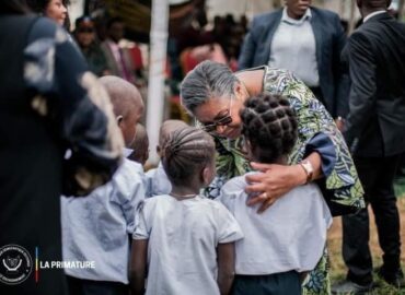 La Première Ministre Judith Suminwa donne le go de l&rsquo;année scolaire 2024-2025 au Lycée Lamba Ntumua
