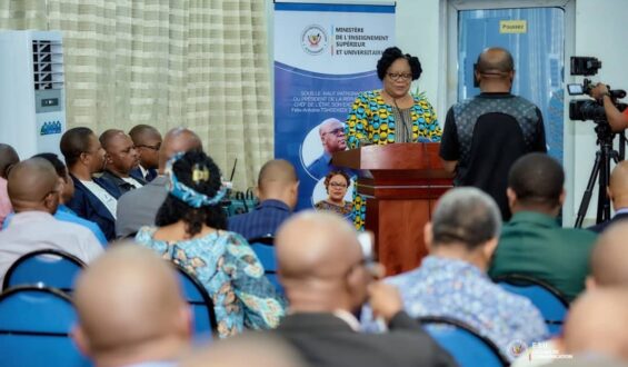 ESU : Signature du protocole d&rsquo;accord à Bibwa des travaux de la commission paritaire