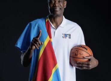 Dikembe Mutombo : une légende du basketball s&rsquo;éteint, laissant un héritage indélébile