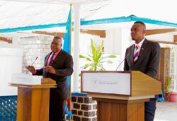 KASAÏ ORIENTAL : lancement du Briefing Hebdomadaire de la Presse par le Porte-parole du Gouvernement