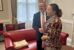 RDC :La ministre des affaires étrangères renforce les Liens entre la RDC et le Royaume-Uni