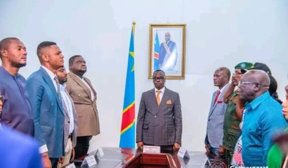 Kasaï Oriental : 100 jours du gouverneur Jean Paul Mbuebua Kapo, entre espoir et défis