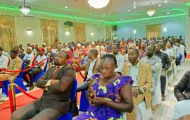 Kasumbalesa : Le Ministre Constant Mutamba libère 13 Prisonniers au Centre Pénitentiaire de la Sodimico.