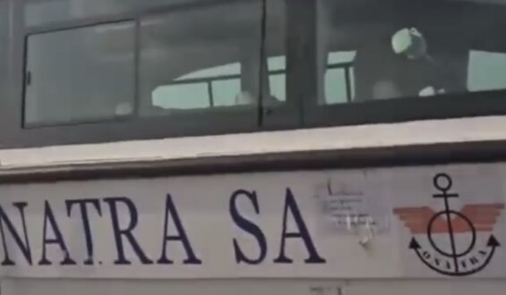 RDC Kinshasa: L’office national de transport jette un pont flottant à Beach Ngobila