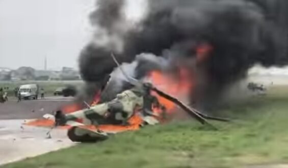 Incident à l’aérodrome de Ndolo : un hélicoptère militaire en feu, 3 morts signalés.