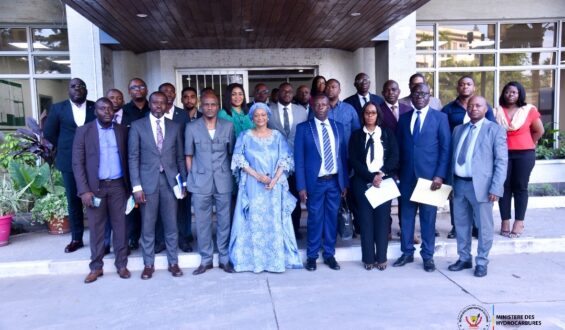 Wivine Moleka, Vice-Ministre des Hydrocarbures, assure un approvisionnement stable en carburant pour Kinshasa et ses environs