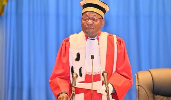 Le Parquet général disculpe Nicolas Kazadi dans l&rsquo;affaire des forages et lampadaires