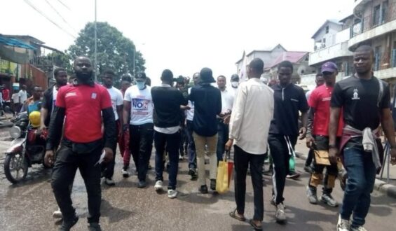 Contre la révision de la constitution, Delly sesanga aux arrêts