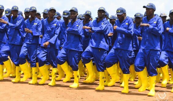 Felix Tshisekedi visite le centre agro-pastoral de Kanyama Kasese.