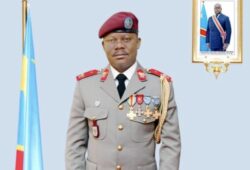 FARDC: Par Ordonnance Présidentielle, Le chef de l’Etat Félix Tshisekedi élève Jules Banza Mwilambwe au grade de Chef-d’état Major General.