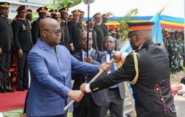 Le Chef d’Etat-Major Banza Mwilambwe porte officiellement l’étendard de commandement des FARDC