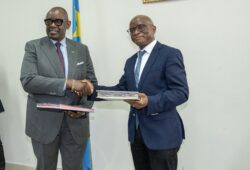 Remise et reprise au PME : Justin Kalumba Mwana-Ngongo promet de rester sur la bonne lancée de son prédécesseur.