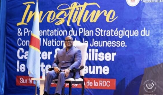 RDC: Le Président Tshisekedi Investit le Comité Claude Mbuyi : La Jeunesse  Fixée sur la Trajectoire du Progrès