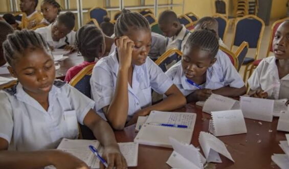 ENAFEP 2026 : Plus de 2,3 millions de candidats face à leur destin, avec une participation féminine record